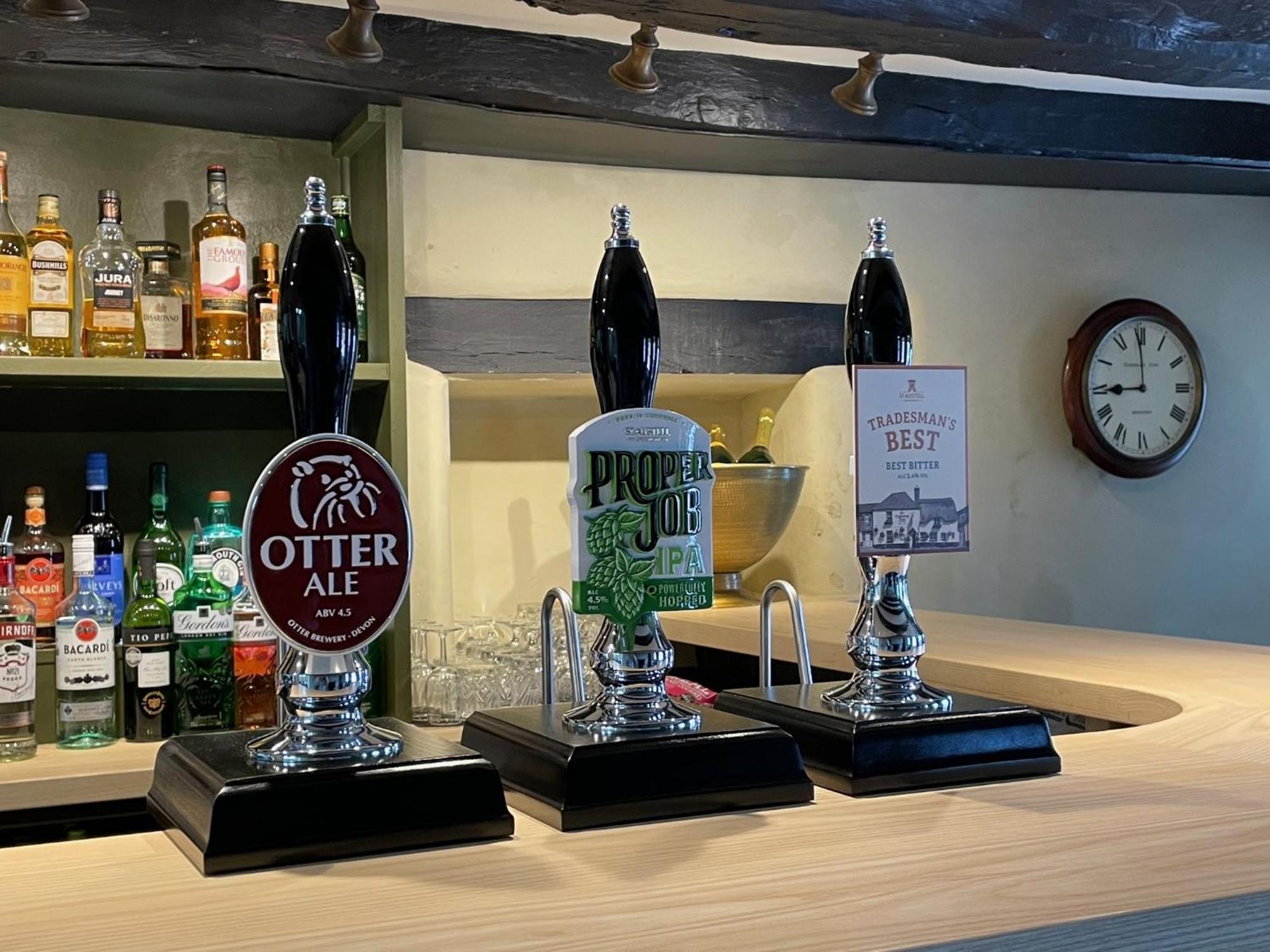 مبيت وإفطار كينغسبريدج The Tradesmans Arms المظهر الخارجي الصورة