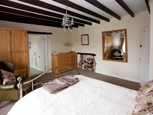 مبيت وإفطار كينغسبريدج The Tradesmans Arms المظهر الخارجي الصورة